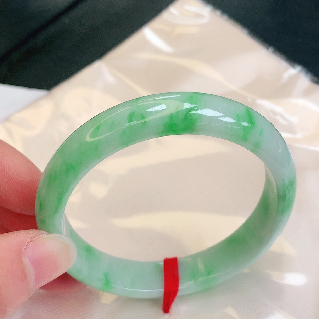 【闪购商品】翡翠手镯未镶嵌缅甸天然a货翡翠