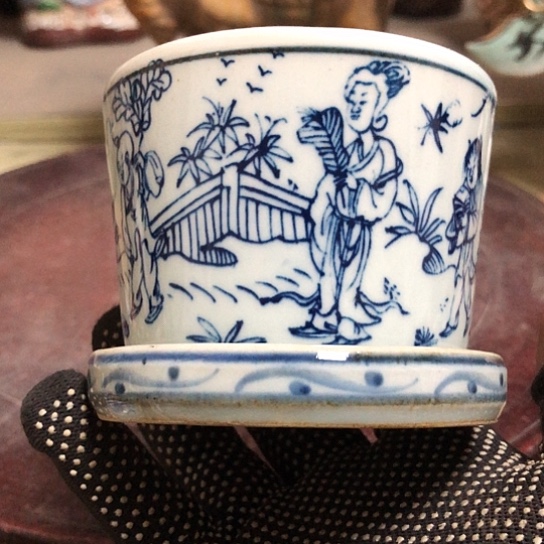 陶陶瓷的设计师是在