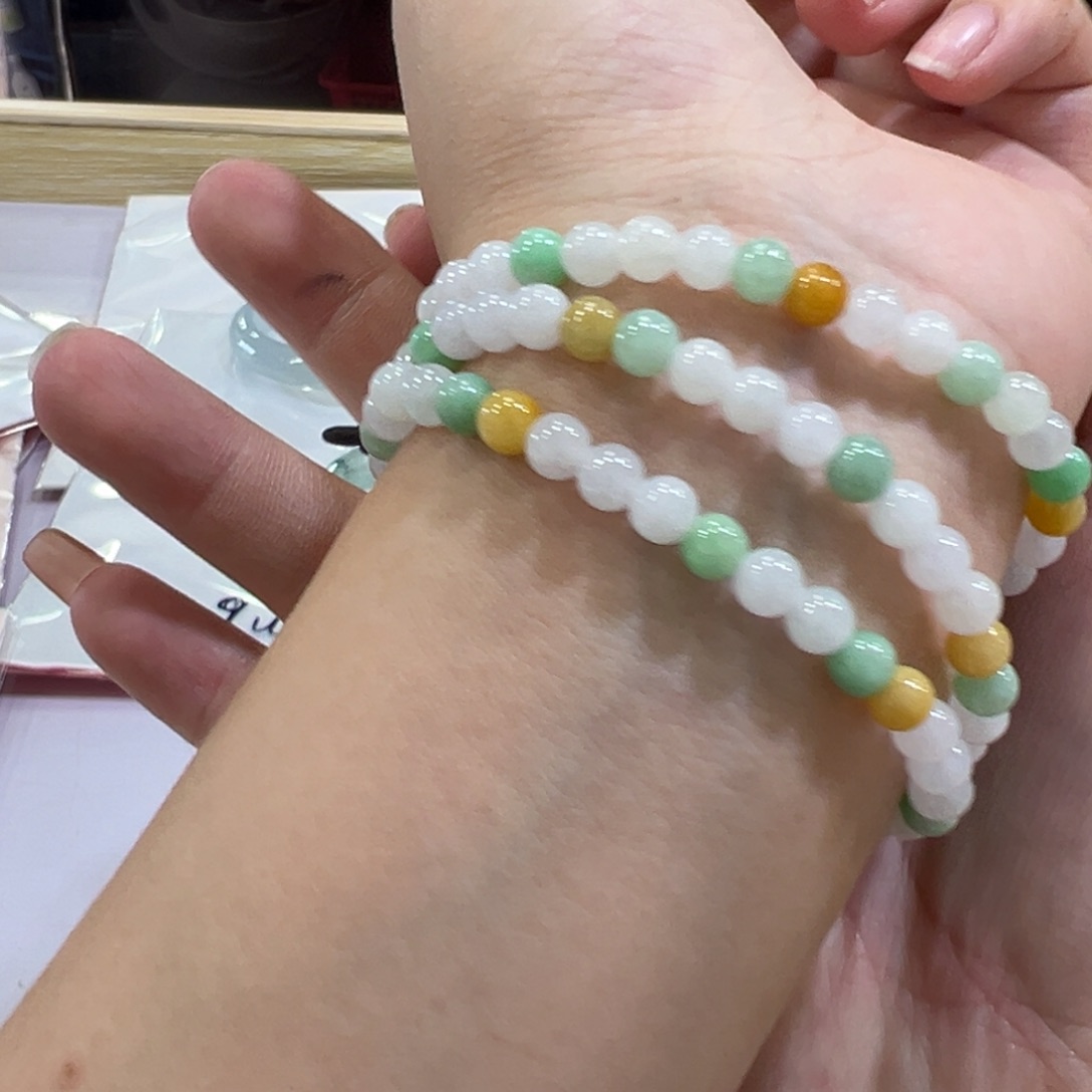 翡翠未镶嵌手串发一件