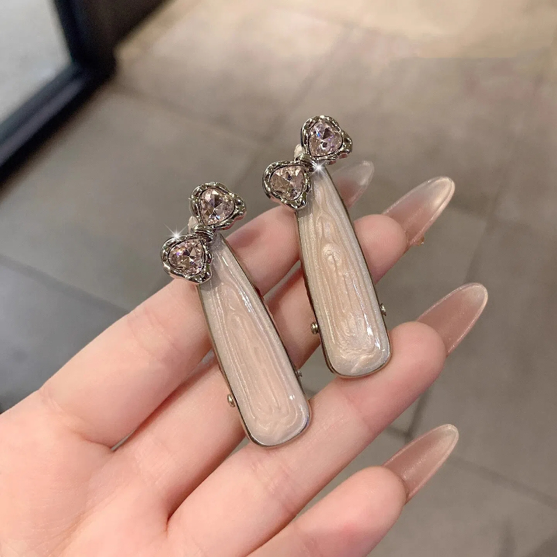 韩版高端边夹女2025新款鸭嘴夹发饰水晶闪钻蝴蝶结刘海夹发夹甜美