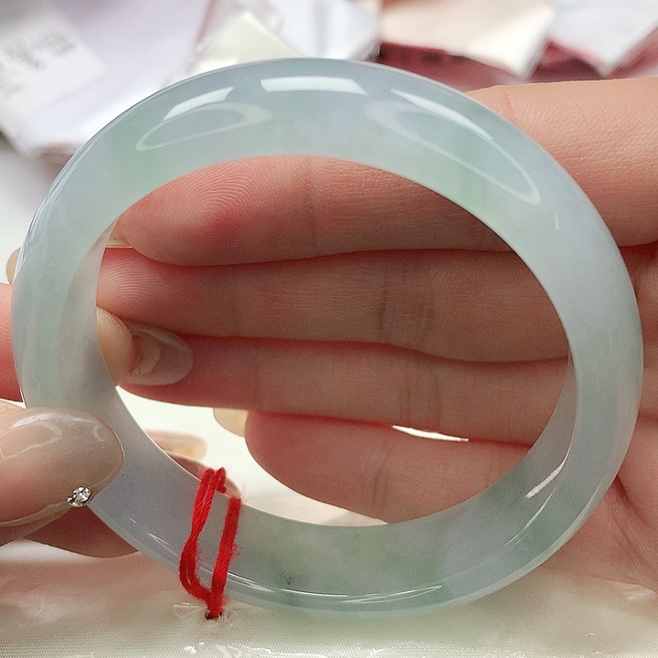 翡翠手镯未镶嵌缅甸天然A货翡翠