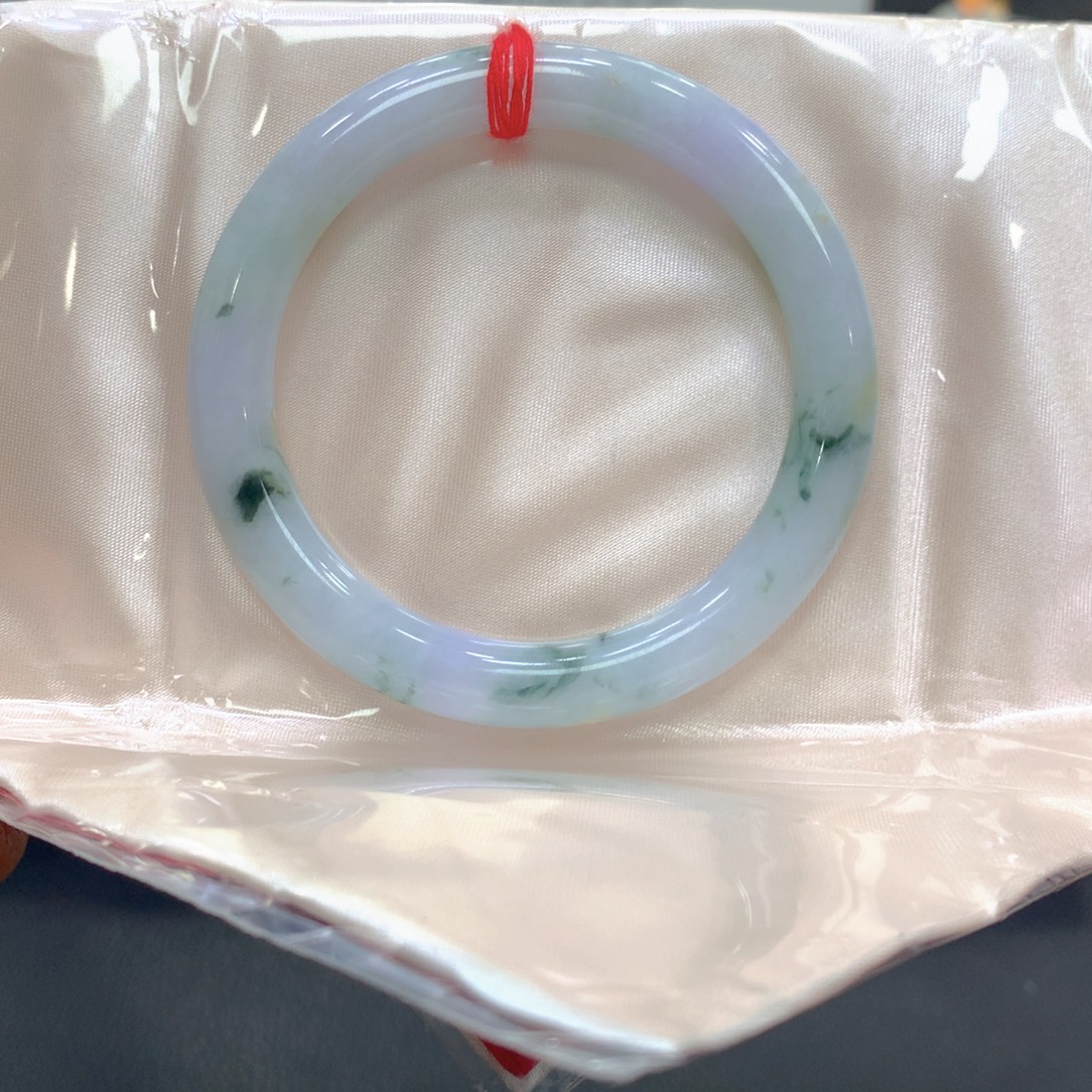 翡翠未镶嵌手镯翡翠2