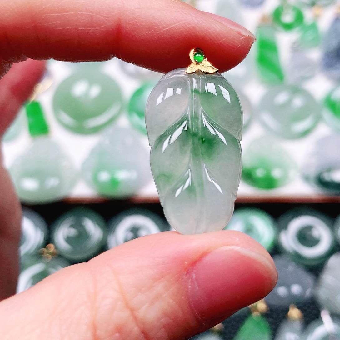 【闪购商品】翡翠18K金镶嵌吊坠(不含链)叶子