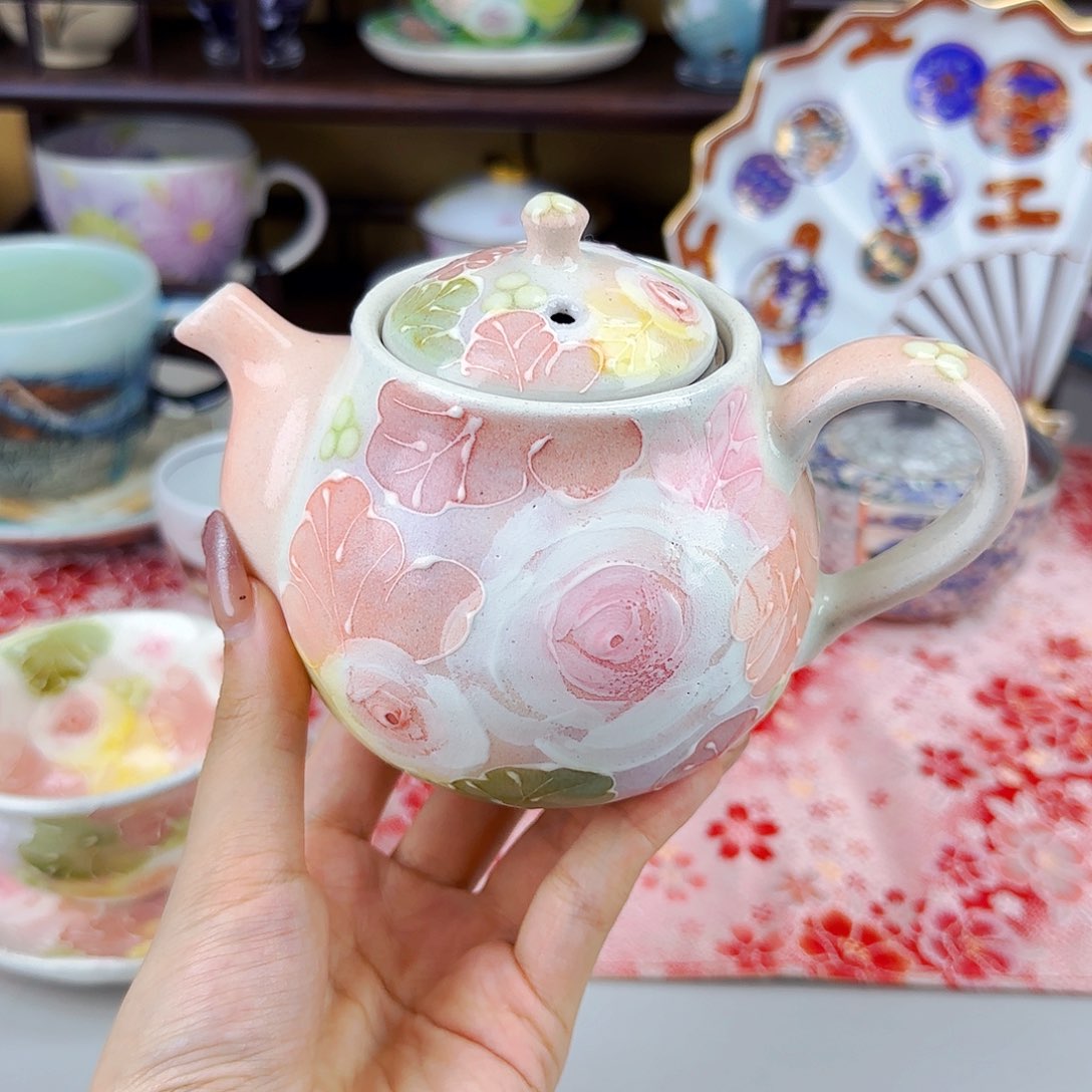 他家茶具瓷器真美！6