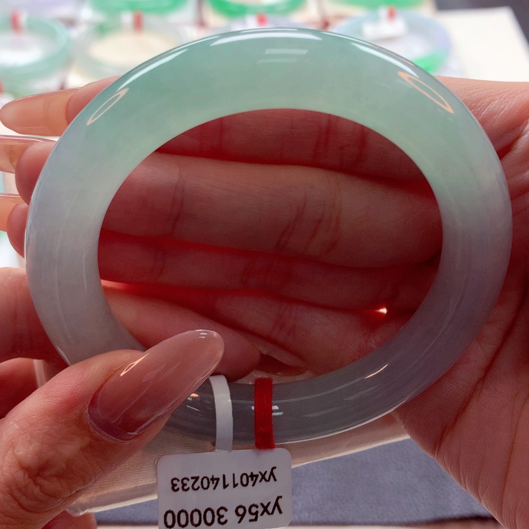 翡翠手镯未镶嵌圆条（88）22号