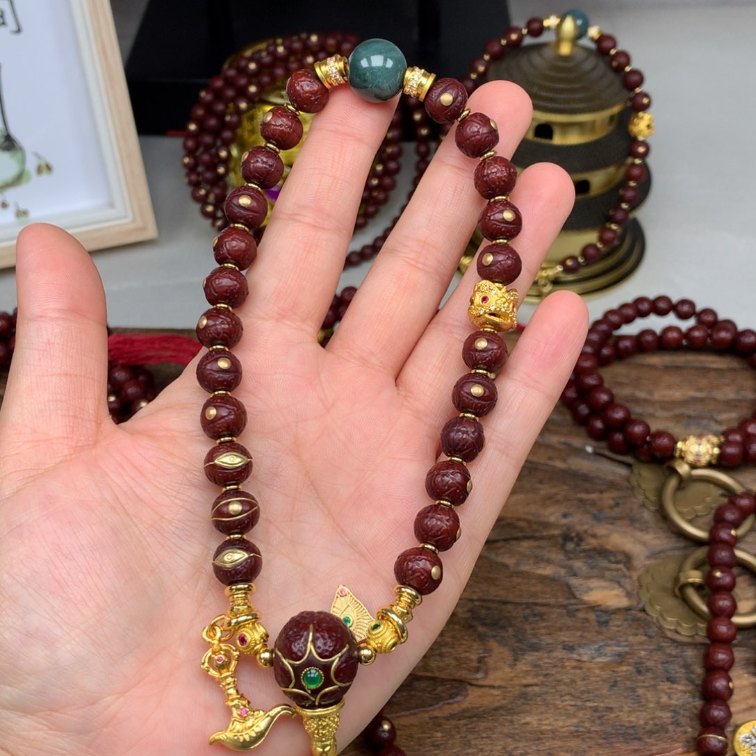 凤眼菩提吊坠9满配 手持