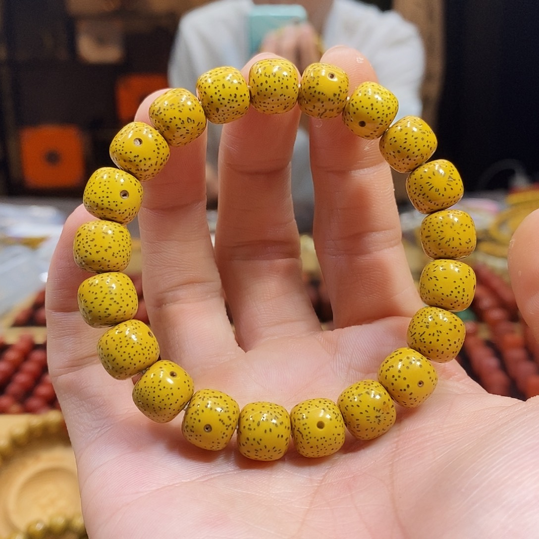 拉***拉吊坠星月菩提福利