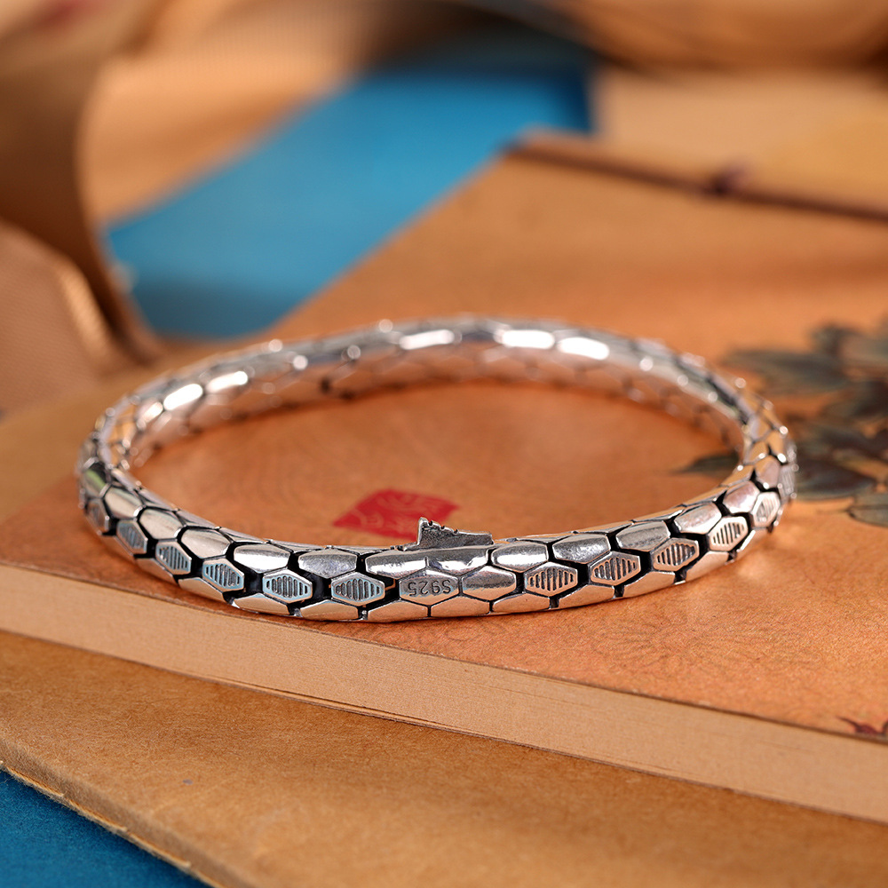 925银手链 925银蛇纹手链