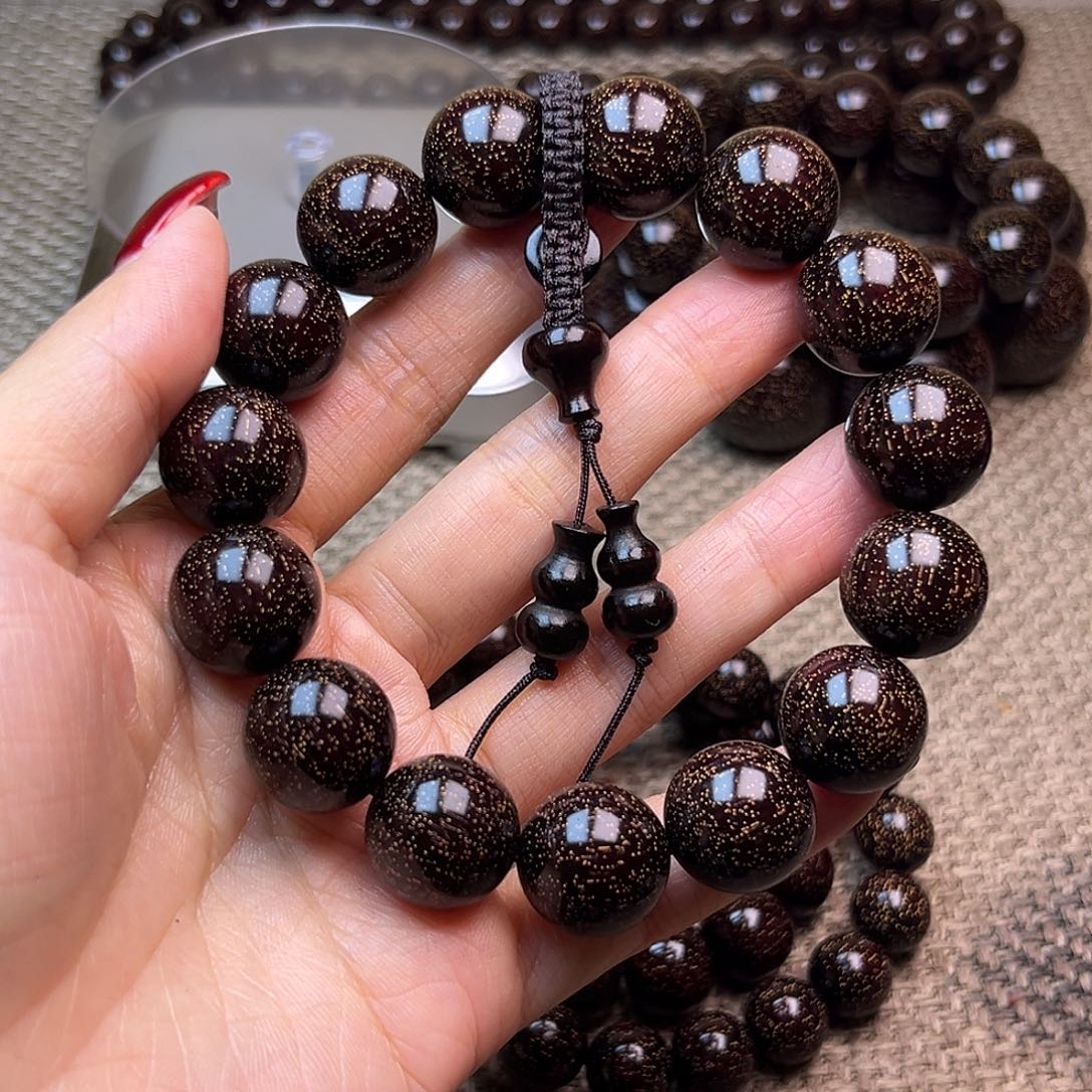 檀香紫檀（小叶紫檀）1.5 15颗爆星