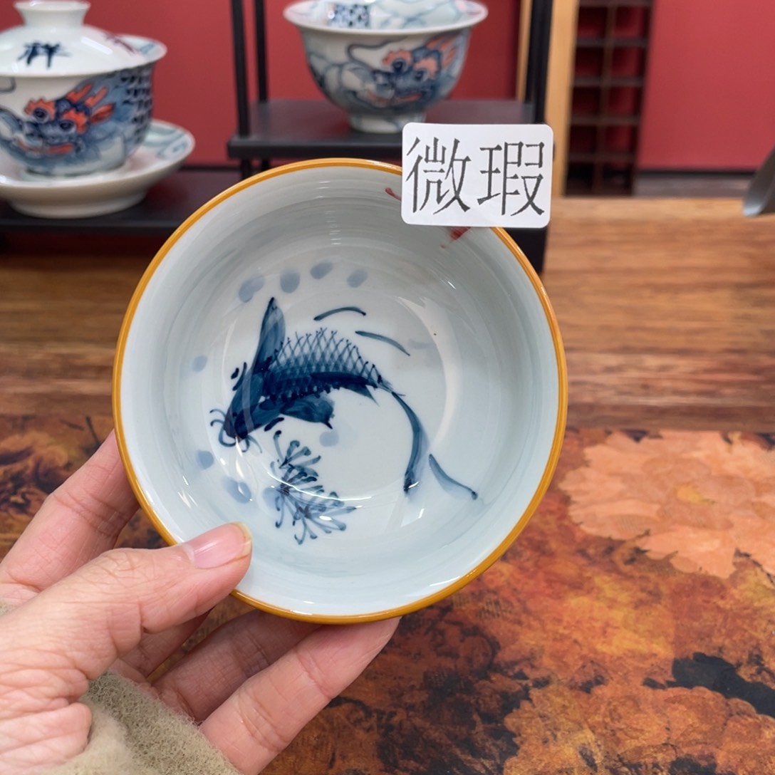 微瑕纯手绘釉下彩