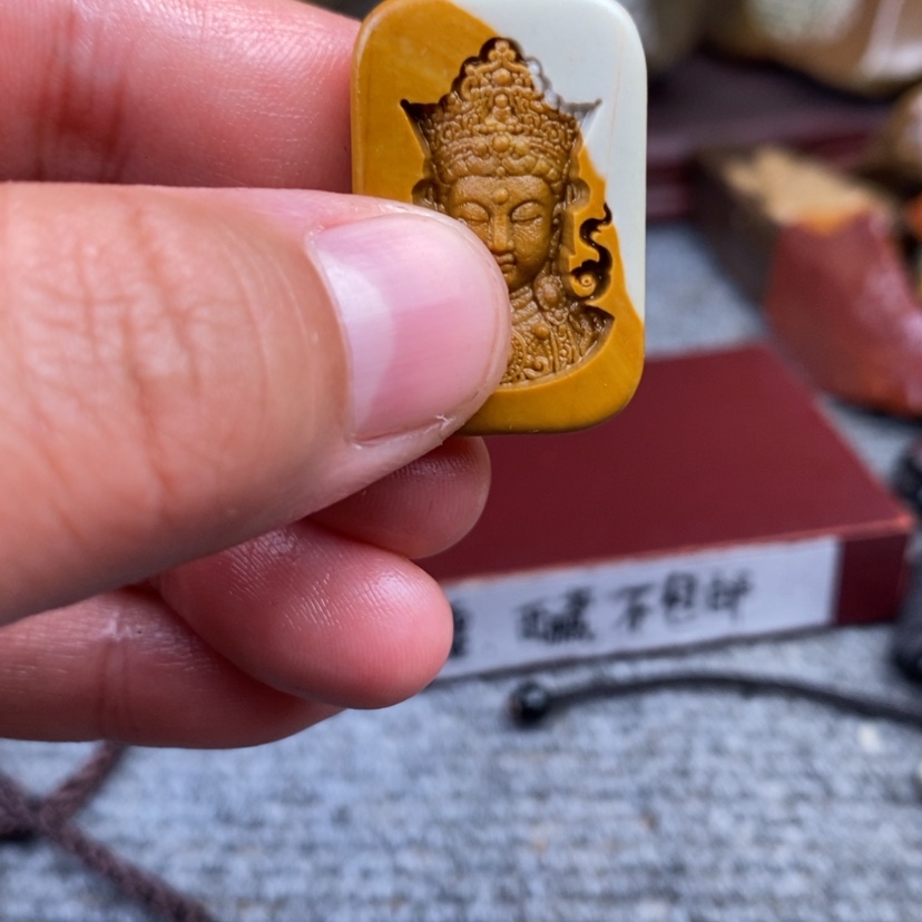 【闪购商品】原石雕刻手把件