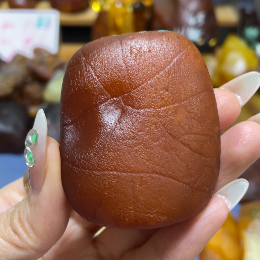 定制琥珀未镶嵌原石