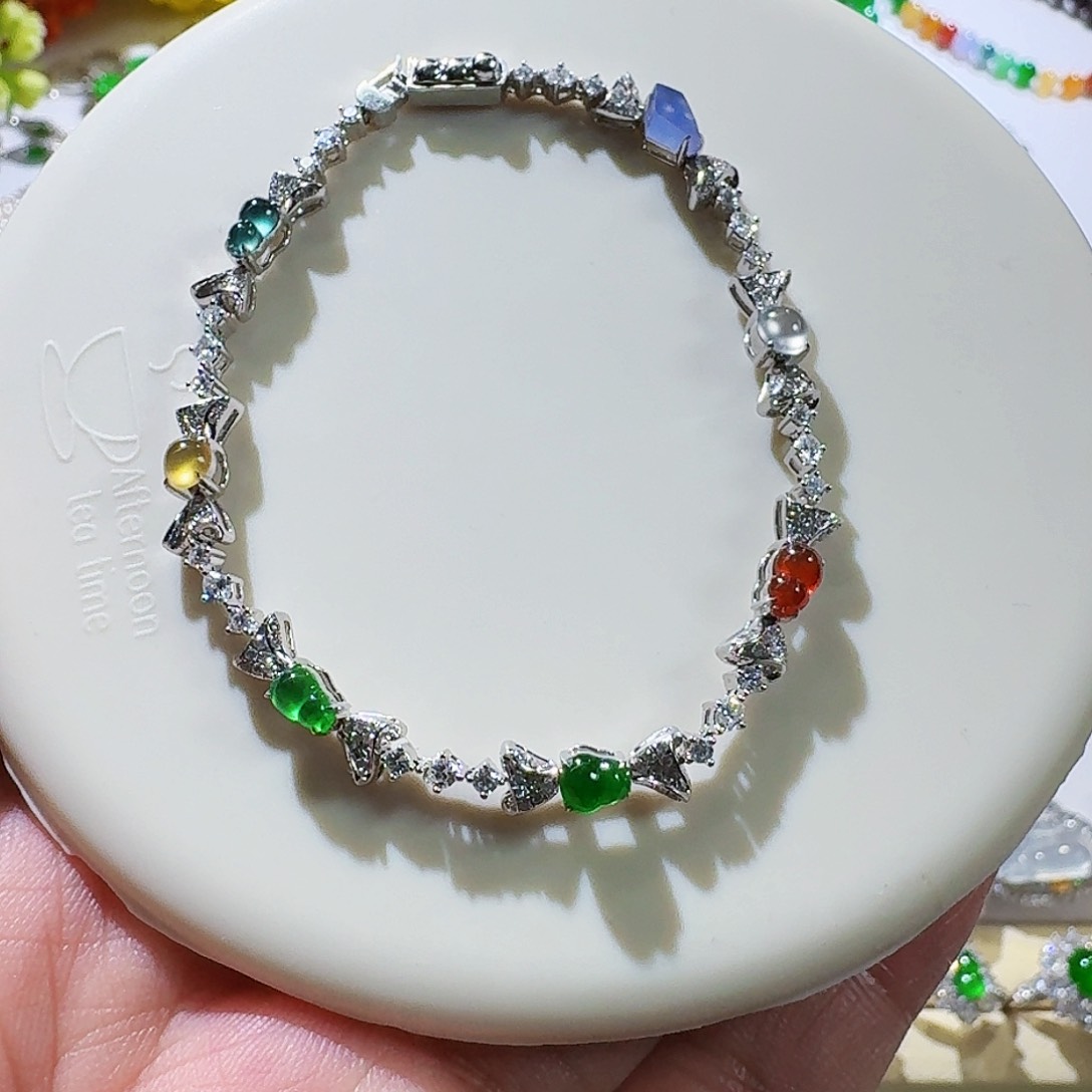 翡翠颈饰18K金镶嵌木*手链