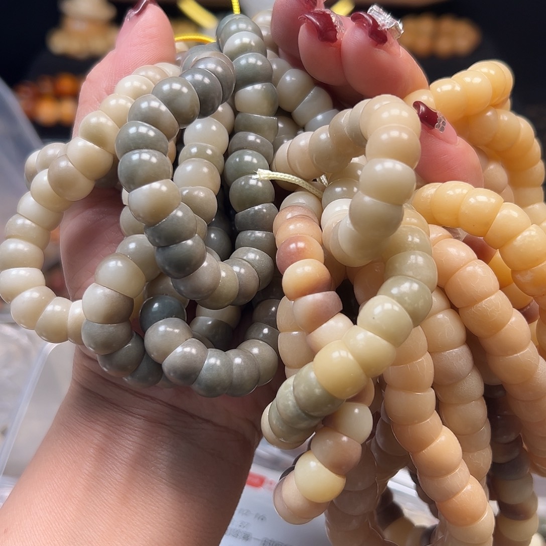 轮****菩提根/象牙果手串微瑕大肠20条
