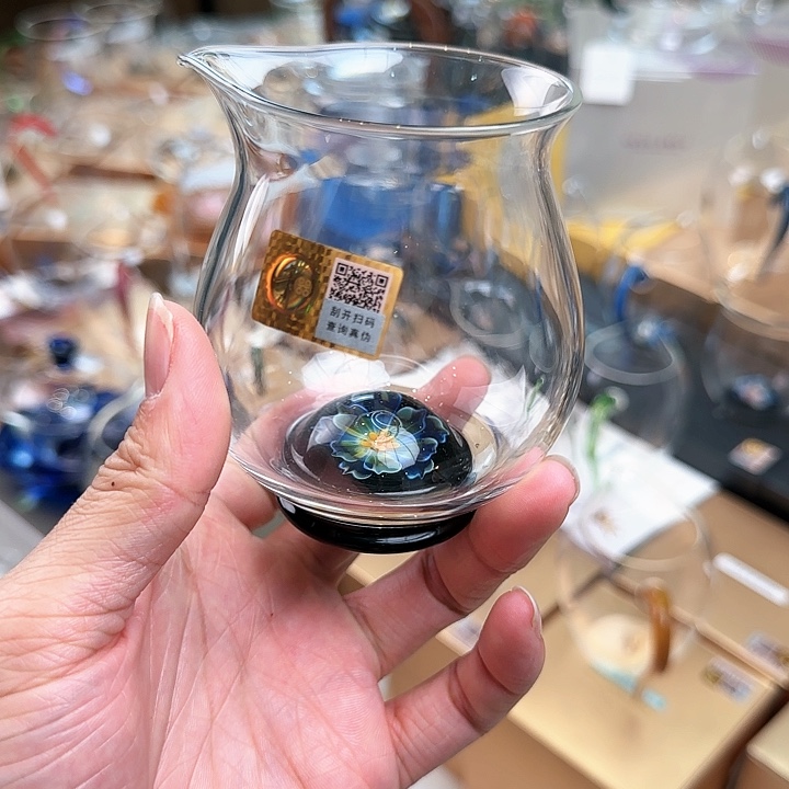 禾器云容公道杯青，，，