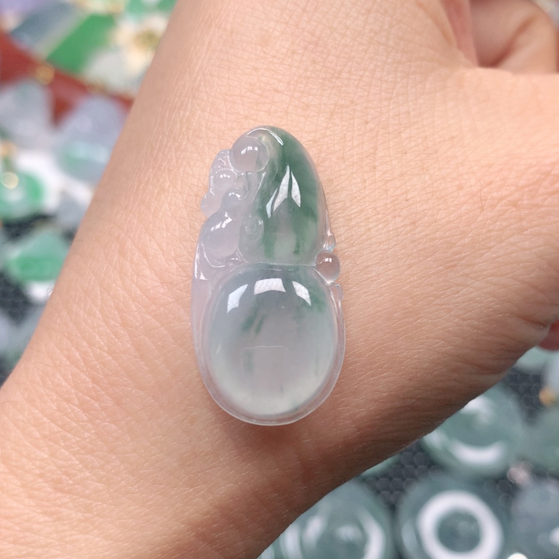 【闪购商品】翡翠吊坠(不含链)未镶嵌
