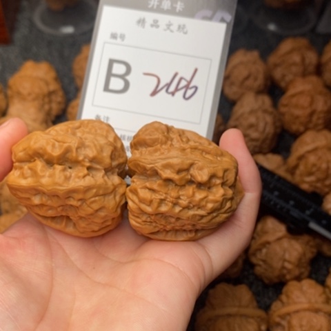 吊坠桃核我是第一百41