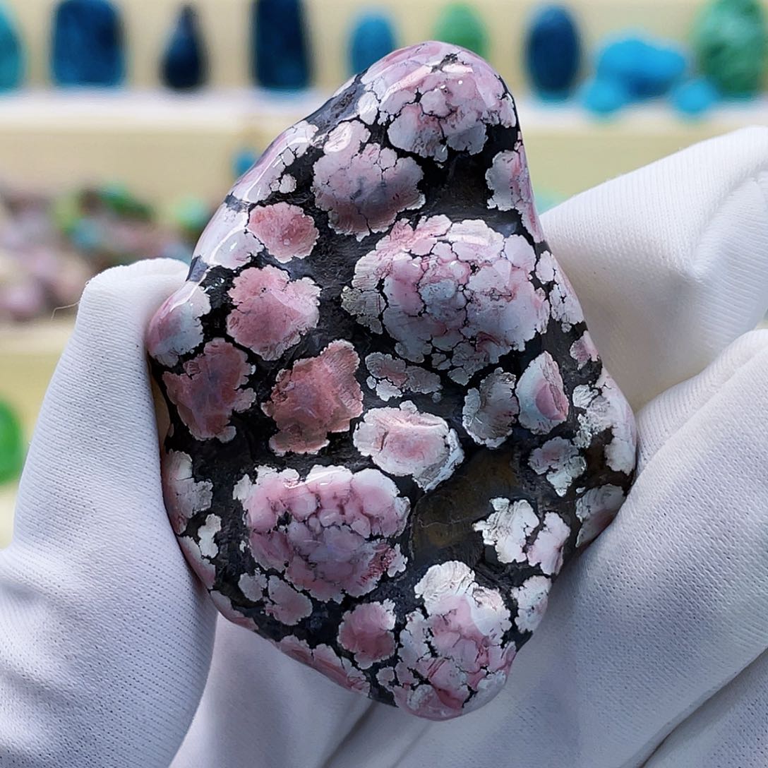 绿松石未镶嵌颈饰