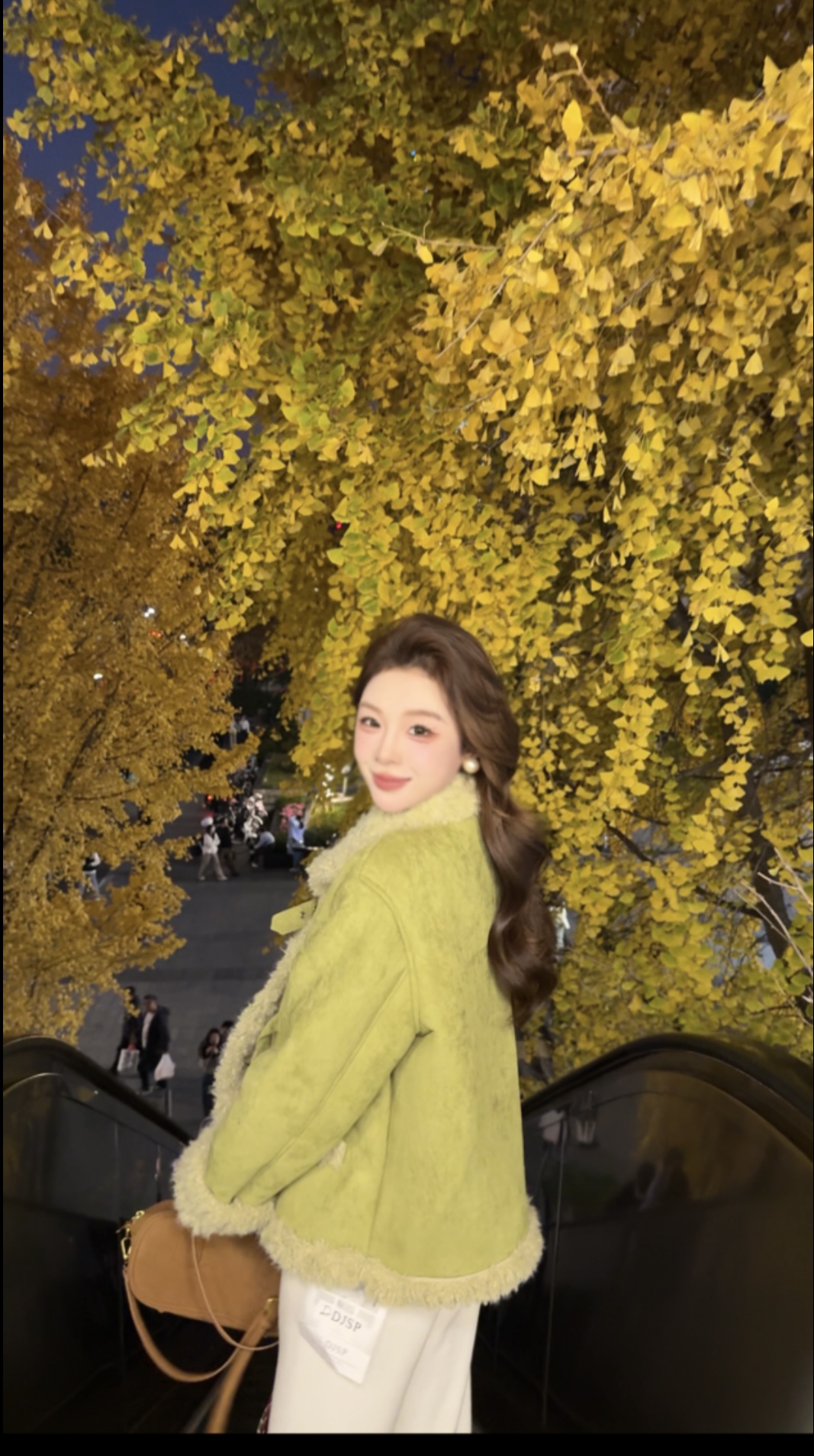 2025翻领气质加厚麂皮绒厚外套休闲保暖