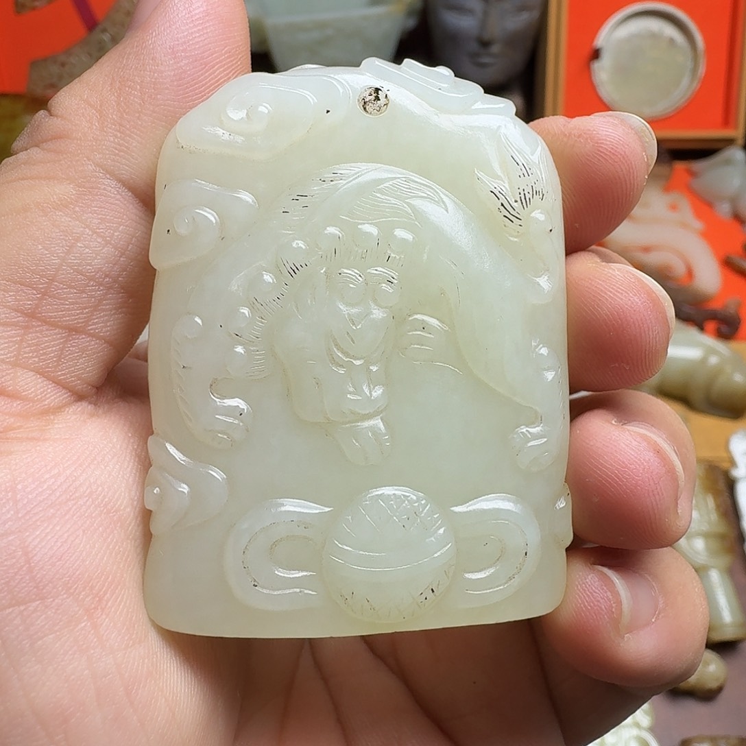 H***S和田玉（糖玉）未镶嵌挂件