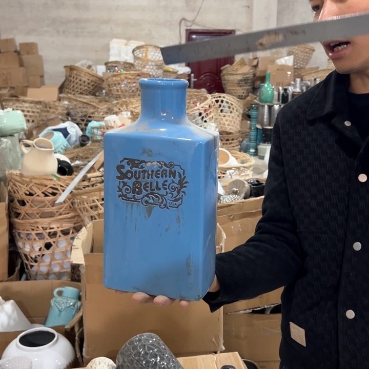 摆件高度32厘米口径6厘米微瑕捡漏上釉不匀