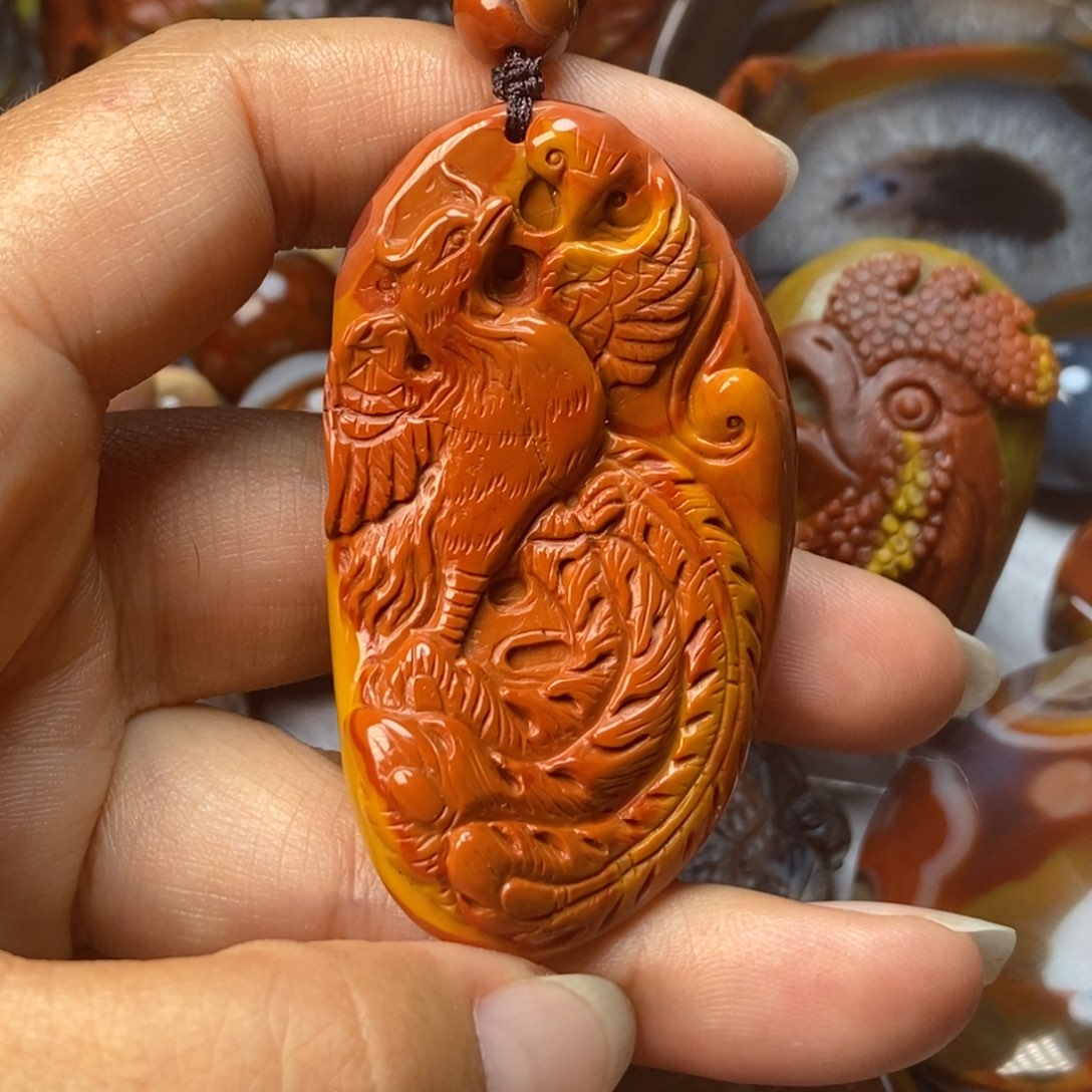 玛瑙/玉髓颈饰未镶嵌罡战国红