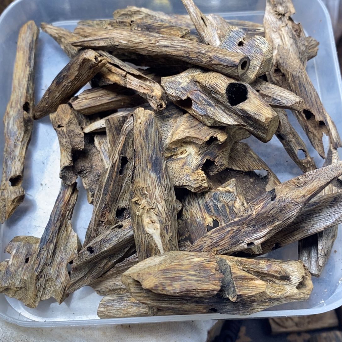 沉香沉香碎屑101克