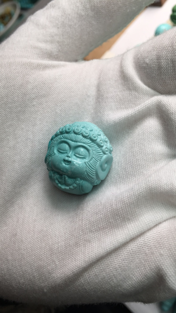 天然原矿绿松石猴子