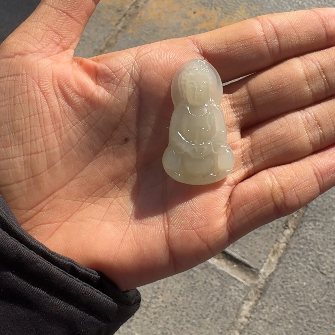 茹***村南红玛瑙未镶嵌吊坠(不含链)