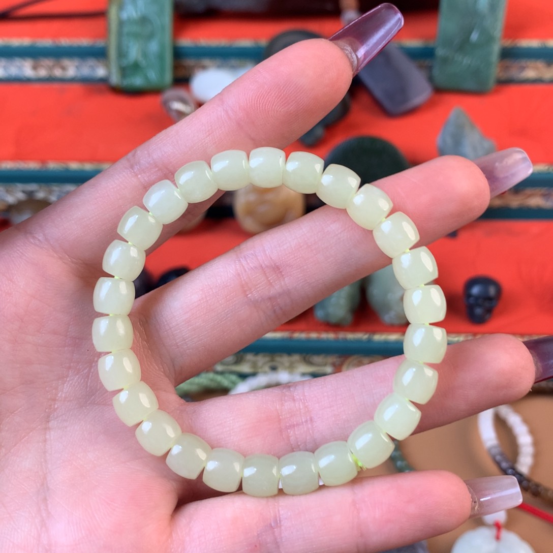 和田玉（糖玉）挂件未镶嵌玉*意
