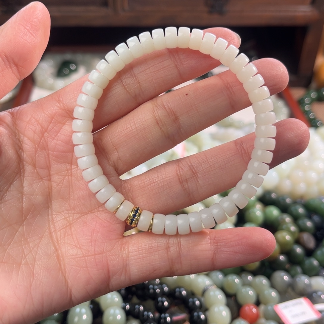 和田玉未镶嵌手链