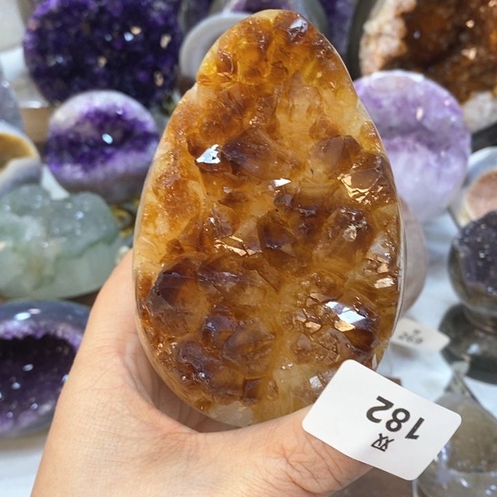 水晶大型摆件（非配饰）未镶嵌