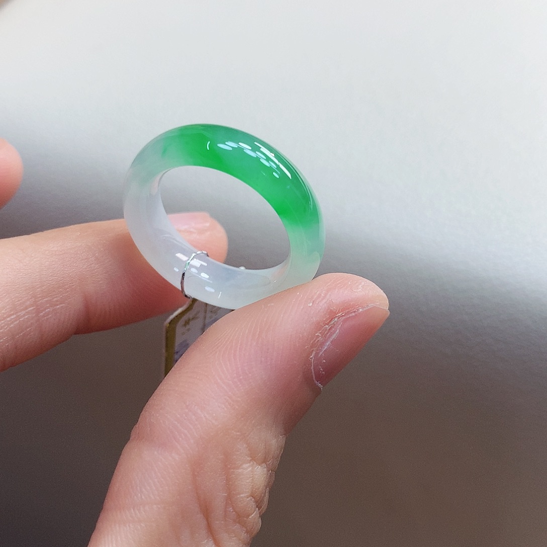 翡翠戒指未镶嵌12号