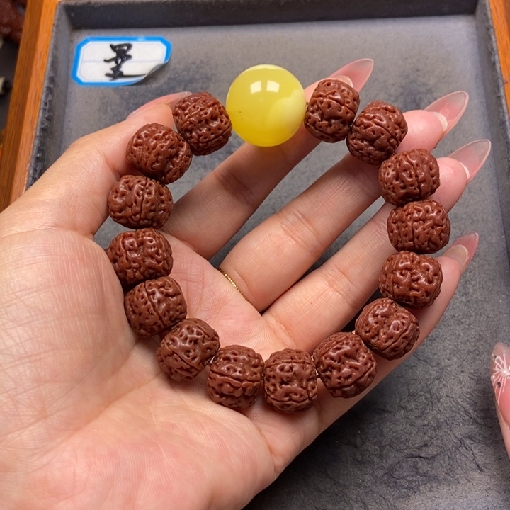 金刚菩提吊坠菩提