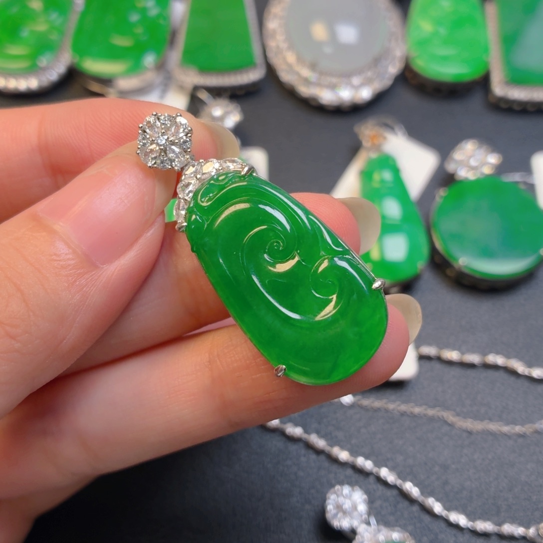 翡翠银S925镶嵌颈饰