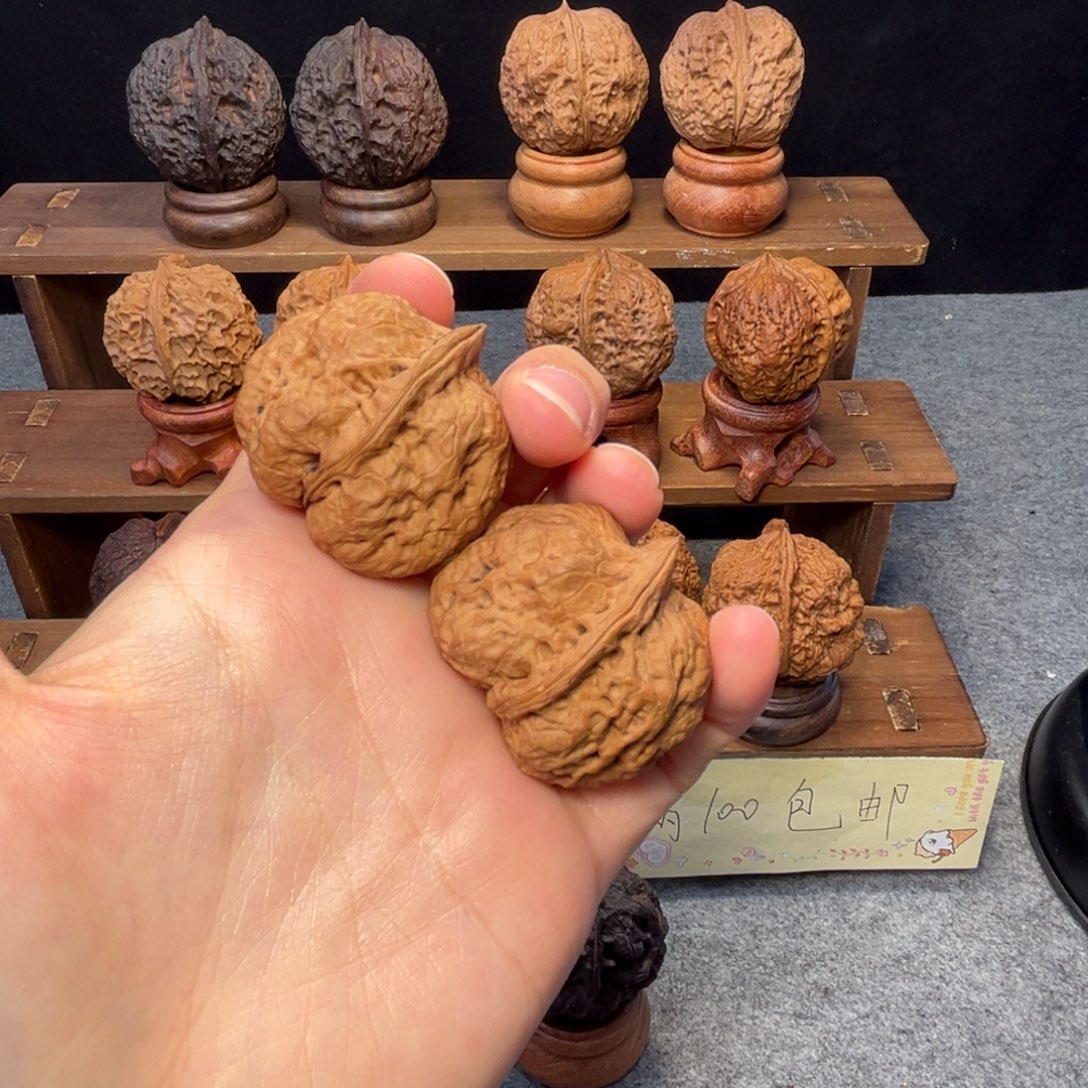 文玩核桃吊坠z龙脊蟾37mm