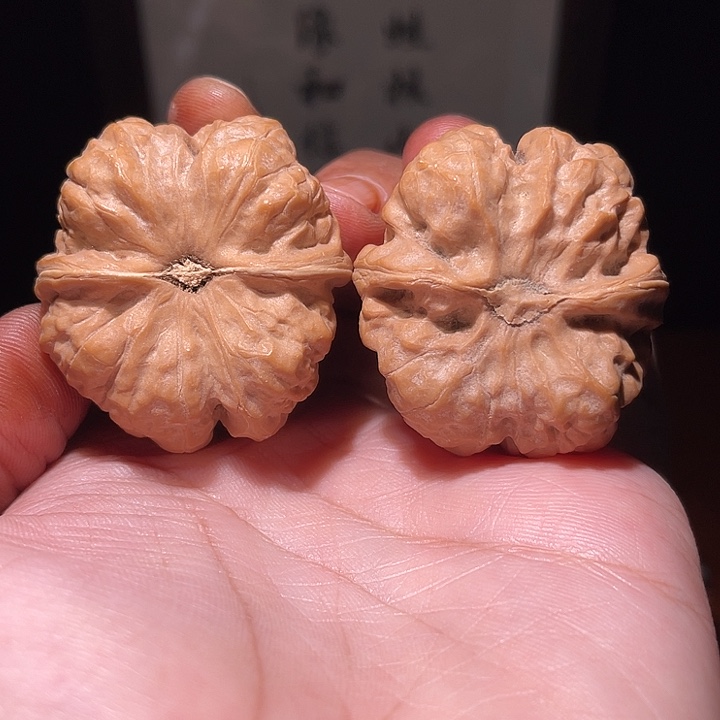 粉***豹手串/手链核桃蛤蟆头