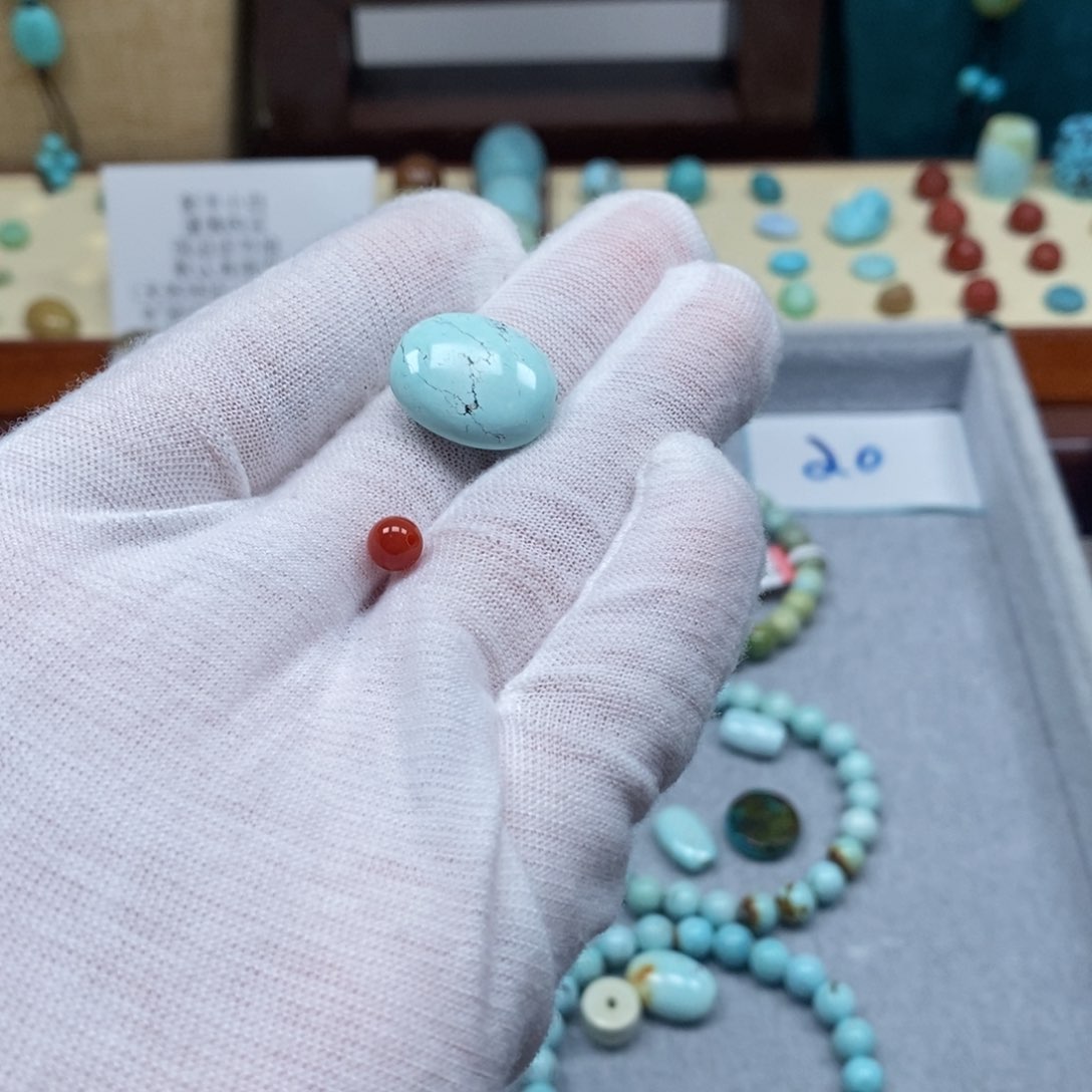 南红玛瑙配饰未镶嵌