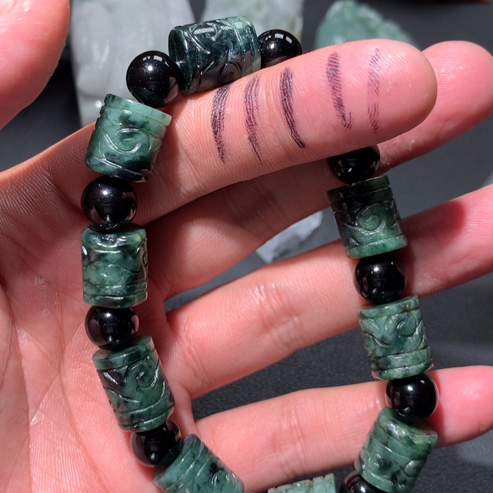 翡翠未镶嵌颈饰保真天然a货翡翠