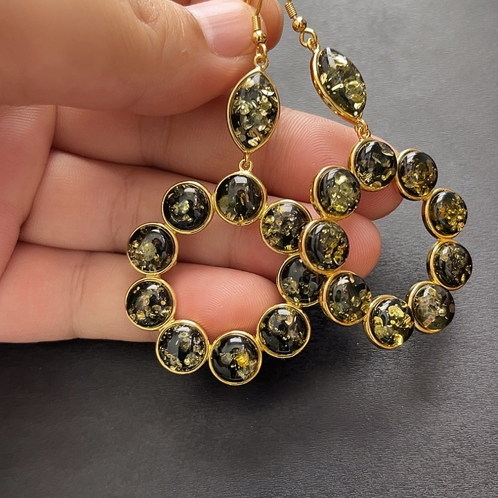 琥珀未镶嵌裸石耳坠