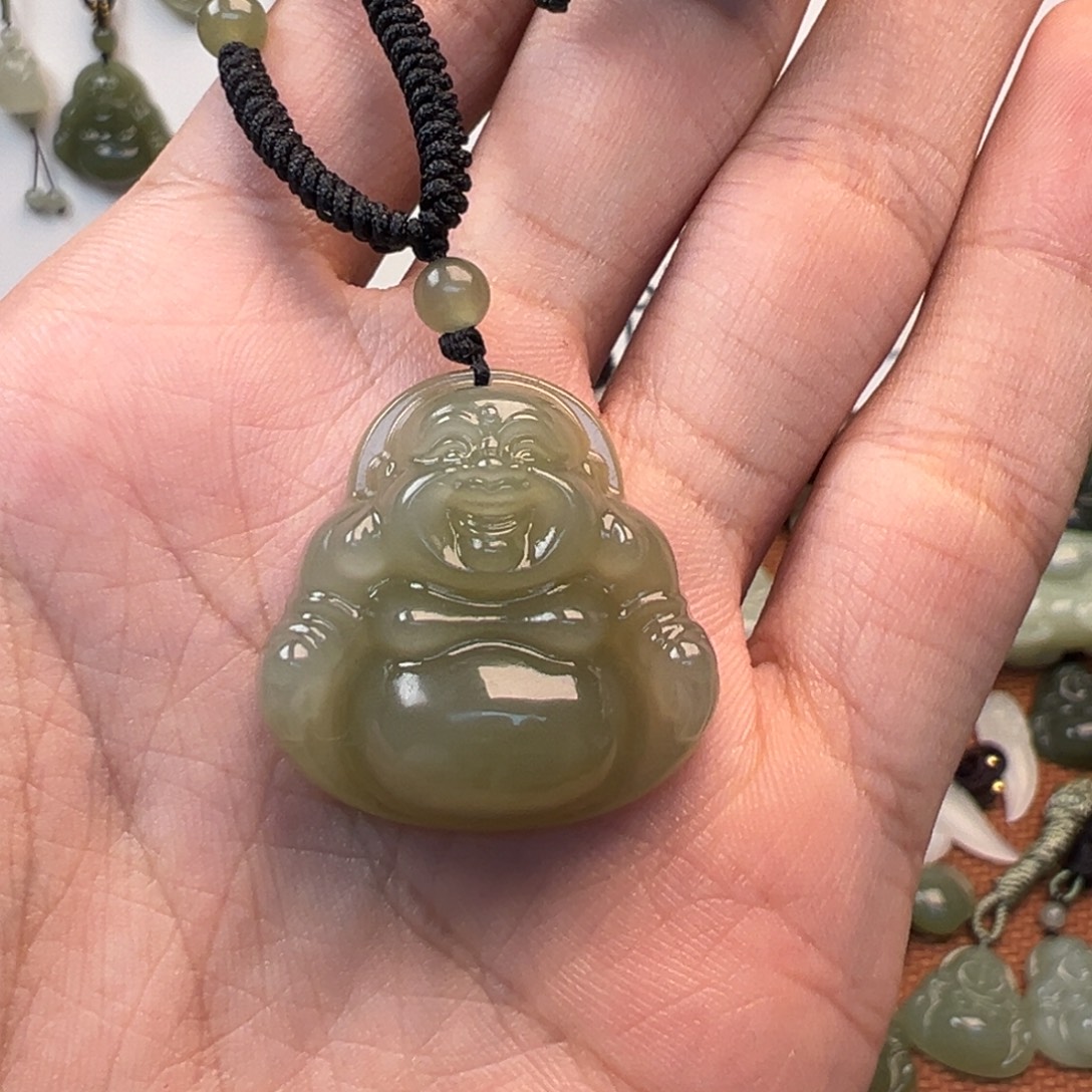 少***商颈饰未镶嵌和田玉