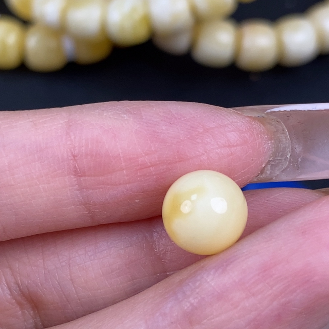 琥珀未镶嵌珠宝奇石225