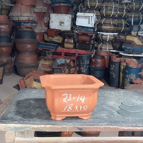 紫砂花盆四方盆一个