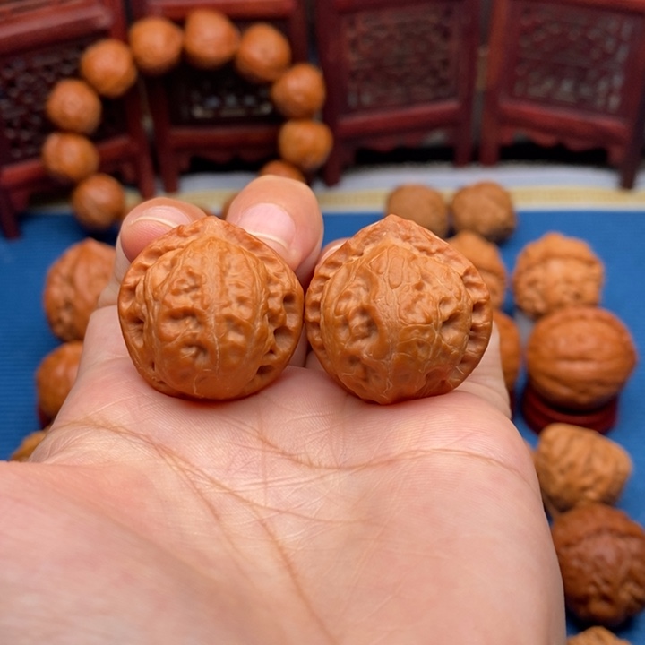 木***一文玩核桃把件小桃子