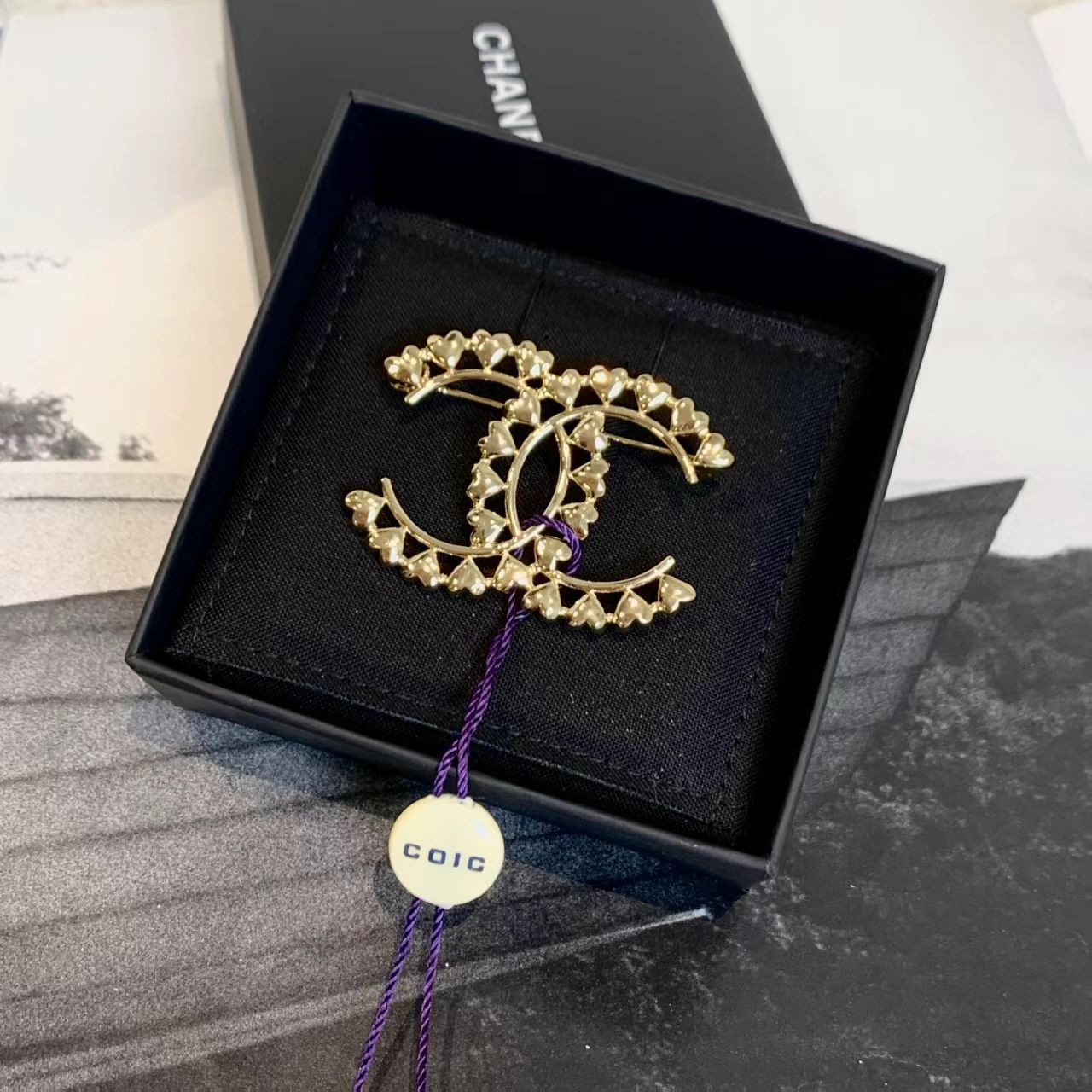 99新 Chanel/香奈儿 壹臻楠楠/23P金色爱心双C胸针 89282116
