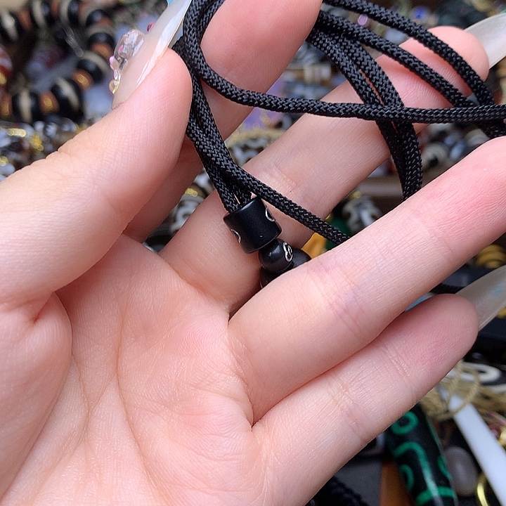 玛瑙/玉髓发一条未镶嵌