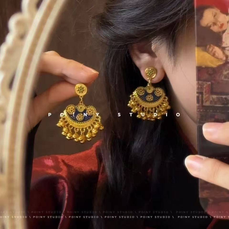 合金耳饰 8133靛蓝花夸张私藏月亮湖耳饰A-139