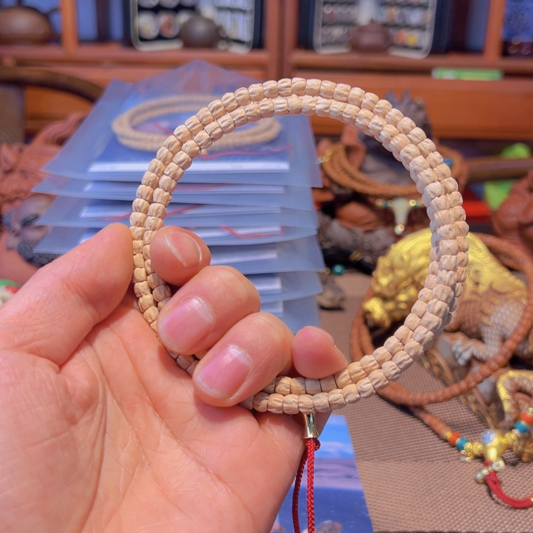 柏香籽/百香籽吊坠黑*&