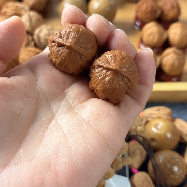 文玩核桃吊坠用****1云朵198