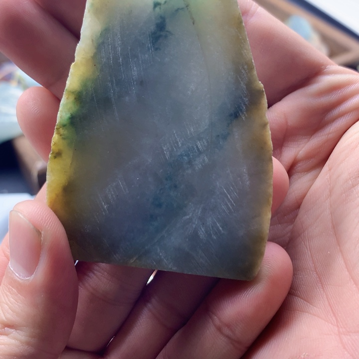 颈饰未镶嵌翡翠日**晖材料